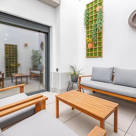 Bajeles Center Daire Sevilla
