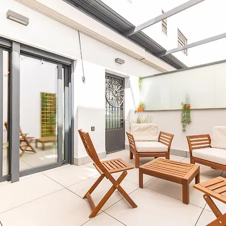 Bajeles Center Daire Sevilla